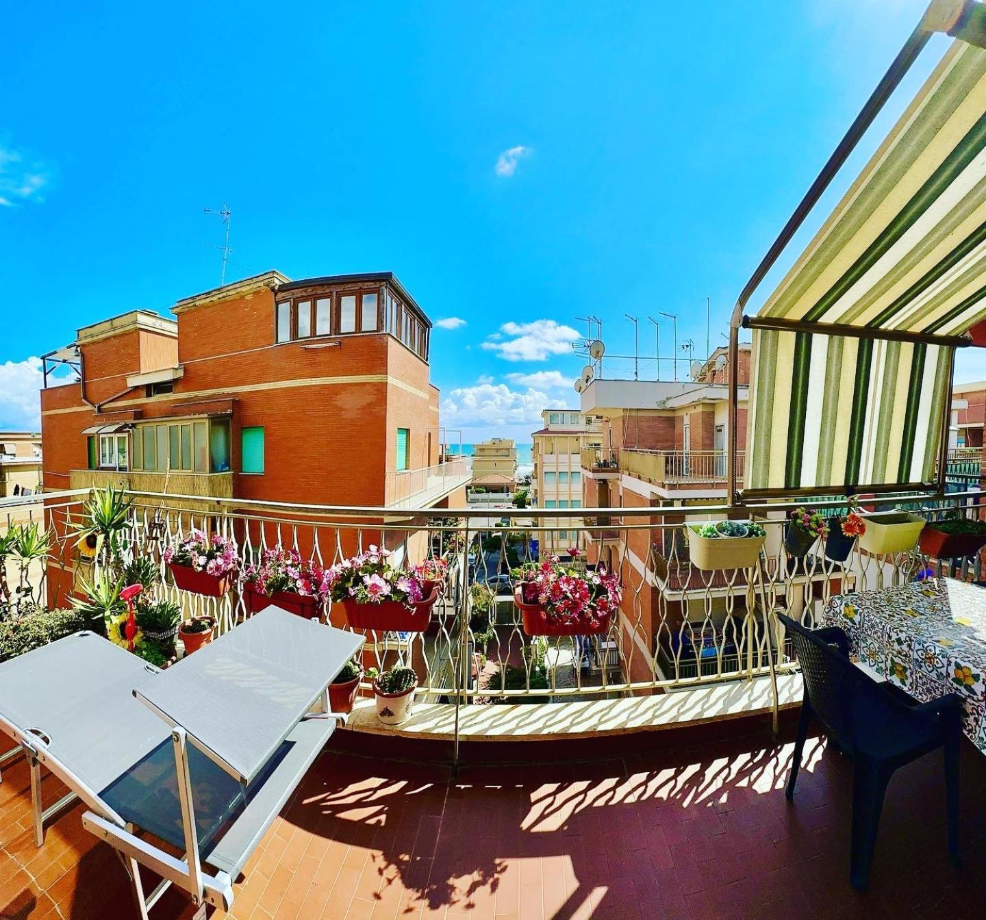 Penthouse Salus Sea View Terrace Apartamento Lido di Ostia Exterior foto