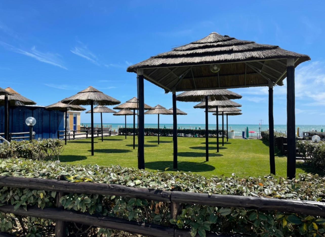 Penthouse Salus Sea View Terrace Apartamento Lido di Ostia Exterior foto
